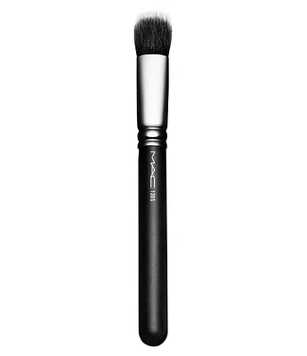 MAC 130 Synthetic Short Duo Fibre Brush