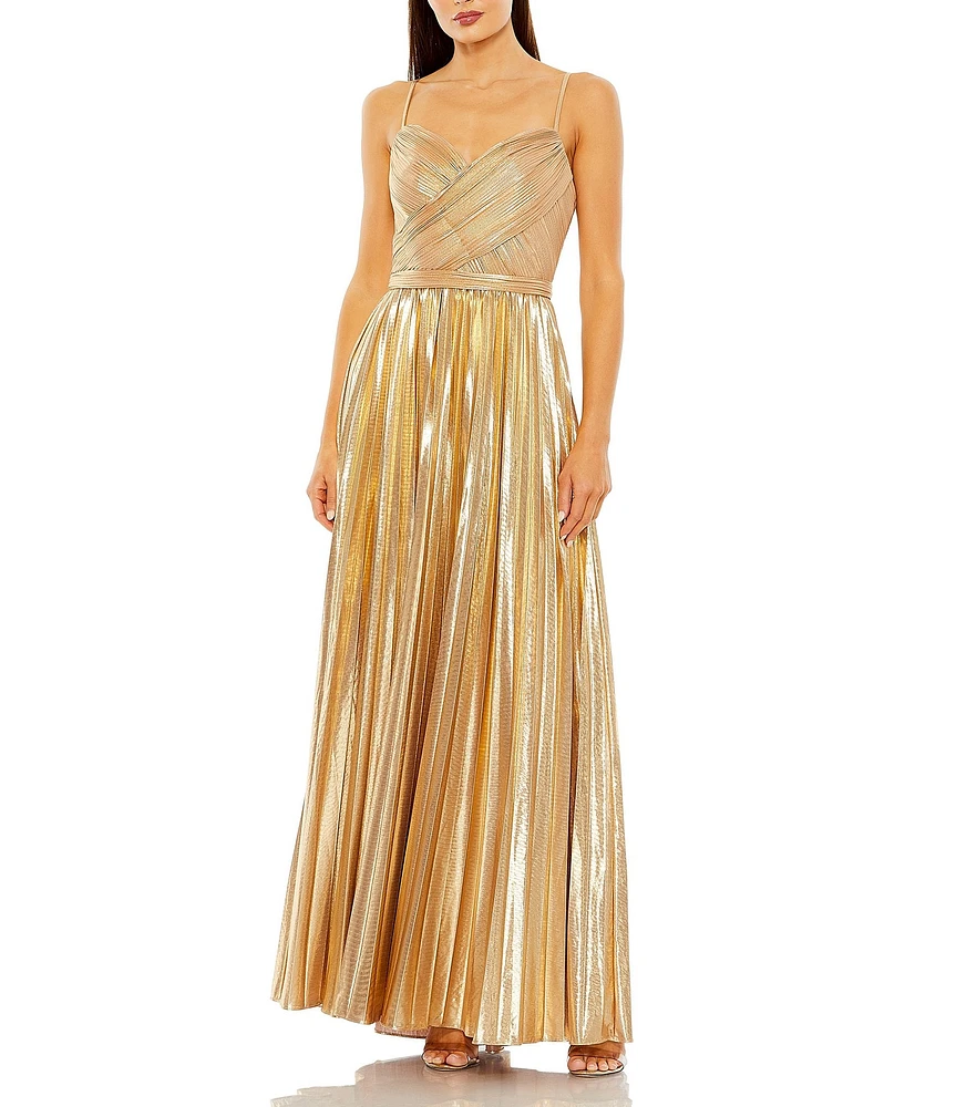 Mac Duggal Metallic Pleated V-Neck Sleeveless Sweetheart Neck Gown