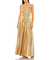 Mac Duggal Metallic Pleated V-Neck Sleeveless Sweetheart Neck Gown