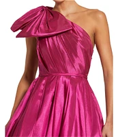 Mac Duggal Taffeta Faille One-Shoulder Neck Sleeveless Bow Detail Gown