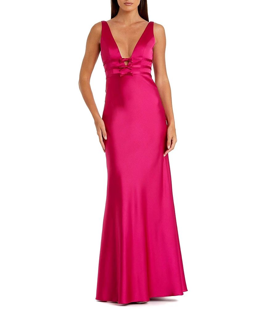 Mac Duggal V-Neck Sleeveless Bow Trim Satin Sheath Gown