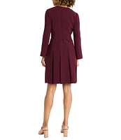 Maggy London Cross Hatchi Stretch Crew Neck Long Sleeve Pleated Dress