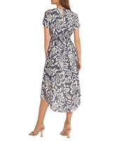 Maggy London Floral Print Crew Neck Short Sleeve Fit And Flare Midi Dress