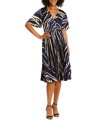 Maggy London Wrap Bodice Surplice V-Neck Short Sleeve Midi Dress