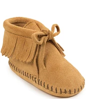 Minnetonka Kids' Fringe Bootie Crib Shoes (Infant)