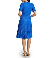 MISOOK Tonal Ribbed Knit V-Neck Short Sleeve Fit-And-Flare Pleated Dress