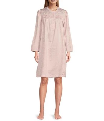 Miss Elaine Brushed Back Satin Long Sleeve Round Neck Short Nightgown