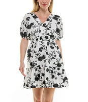 Moda Tara V-Neck Short Sleeve Embroidered Cotton Dress