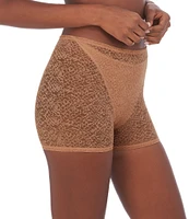 Natori Pretty Smooth: Smoothing Lace Boyshort