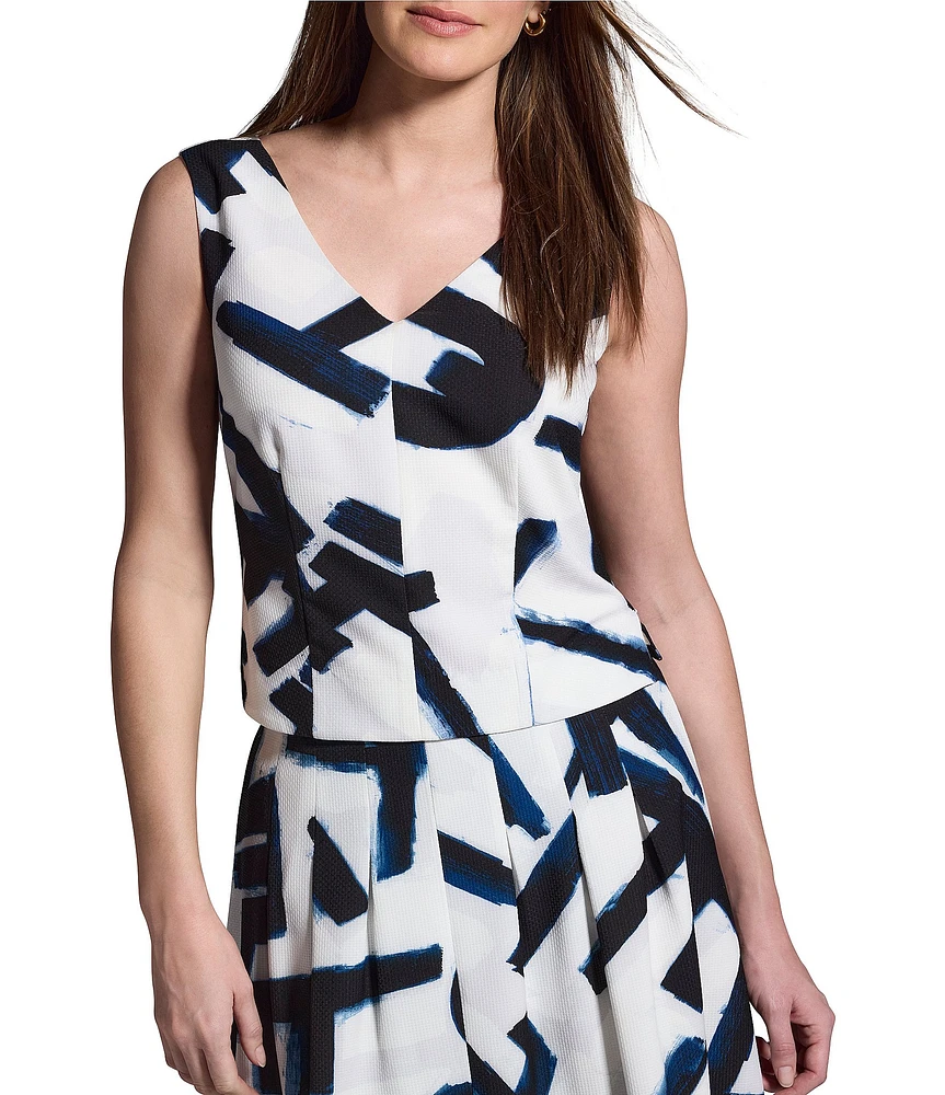 NIC + ZOE Coordinating Iconic Letterpress V-Neck Sleeveless Top