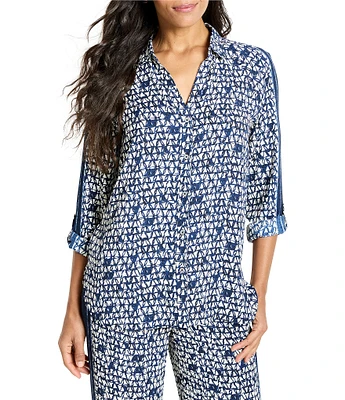 NIC + ZOE Etched Angles Point V-Neck Long Sleeve Button Front Coordinating Top