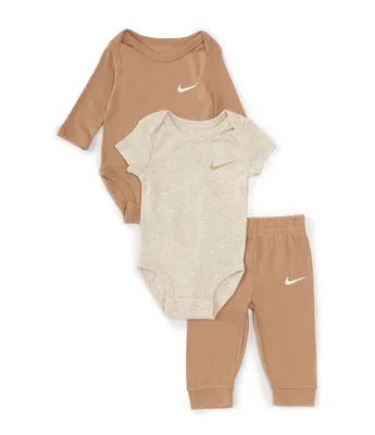 Nike Baby Newborn-3 Months Essentials 3-Piece Pants Set