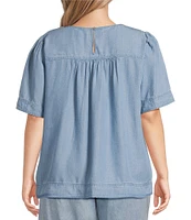 Nurture Plus Size Short Sleeve Crew Neck Curved Yoke Top