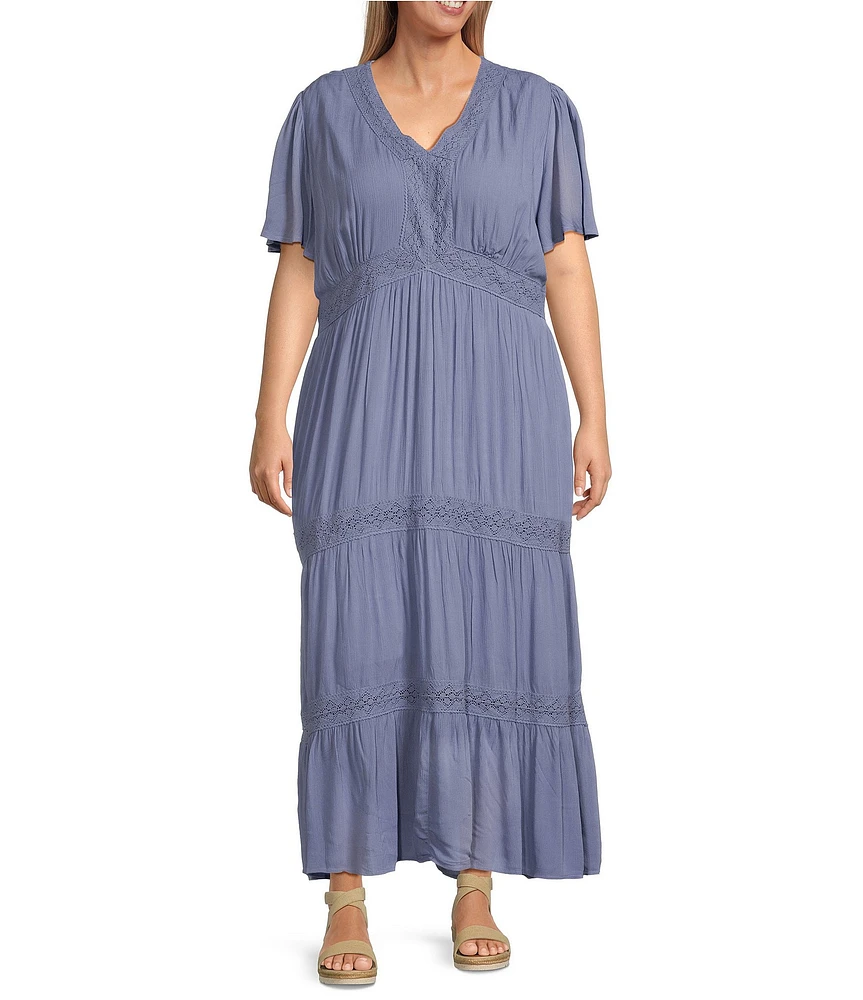 Nurture Plus Size Short Sleeve V-Neck Maxi Dress