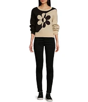 Originality Long Sleeve Ying Yang Daisy Sweater