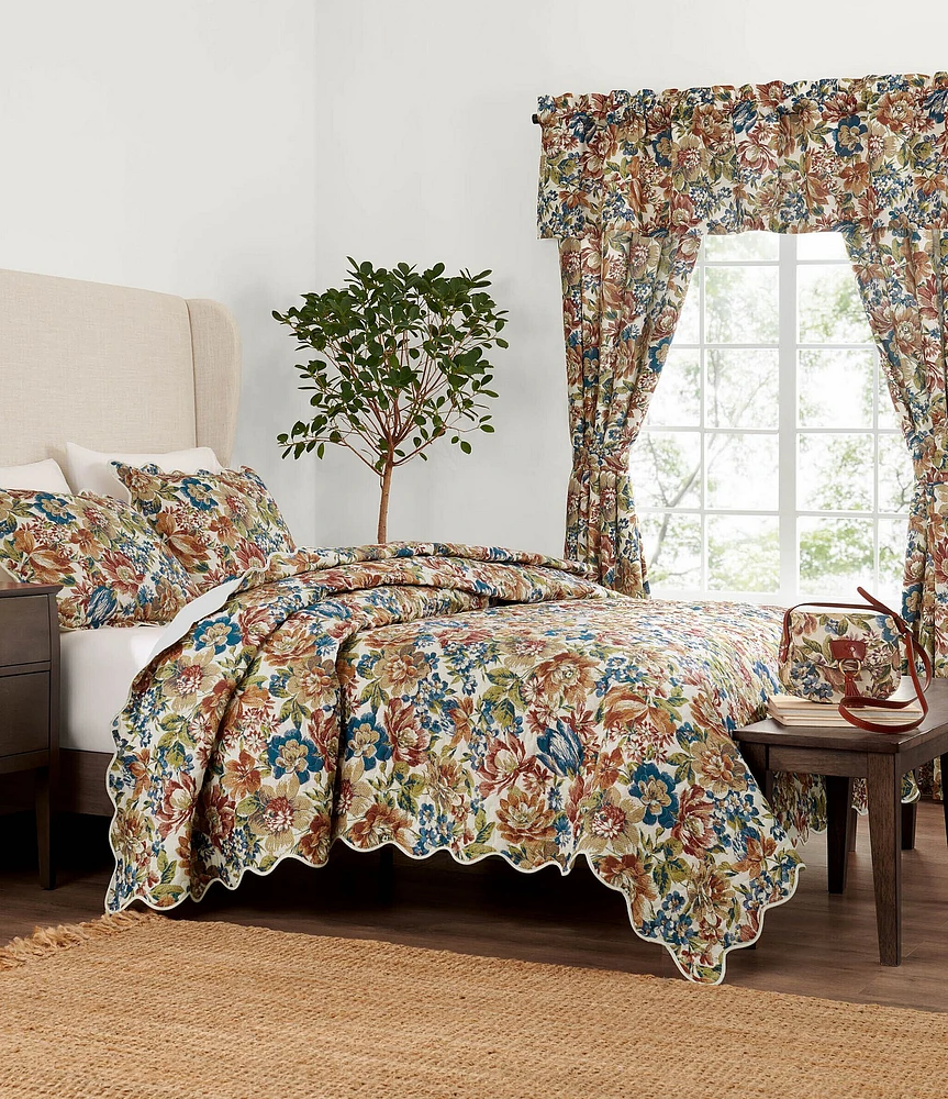 Patricia Nash Vintage Tapestry Scalloped Edge Quilt Mini Set