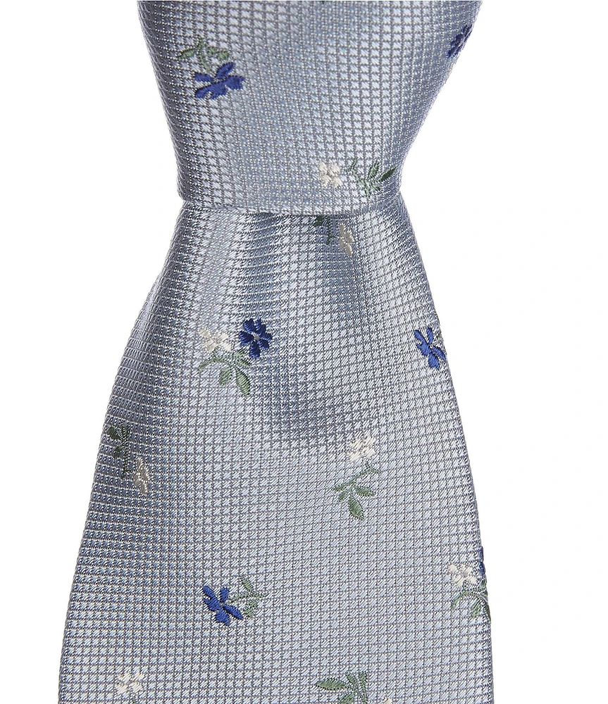 Paul Smith Mini Flowers 3.14#double; Woven Silk Tie