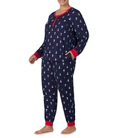 Peanuts Plus Size Snoopy Ski Print Long Sleeve Henley & Jogger Cozy Jersey Holiday Pajama Set