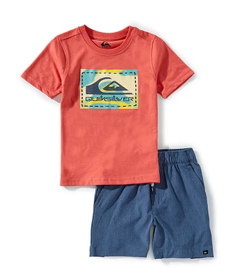 Quiksilver Little Boys 4-7 Short Sleeve Graphic T-Shirt & Shorts 2-Piece Set