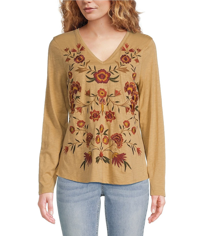 Reba Slub Jersey V-Neck Floral Embroidered Floral Vine Long Sleeve Shirttail Top