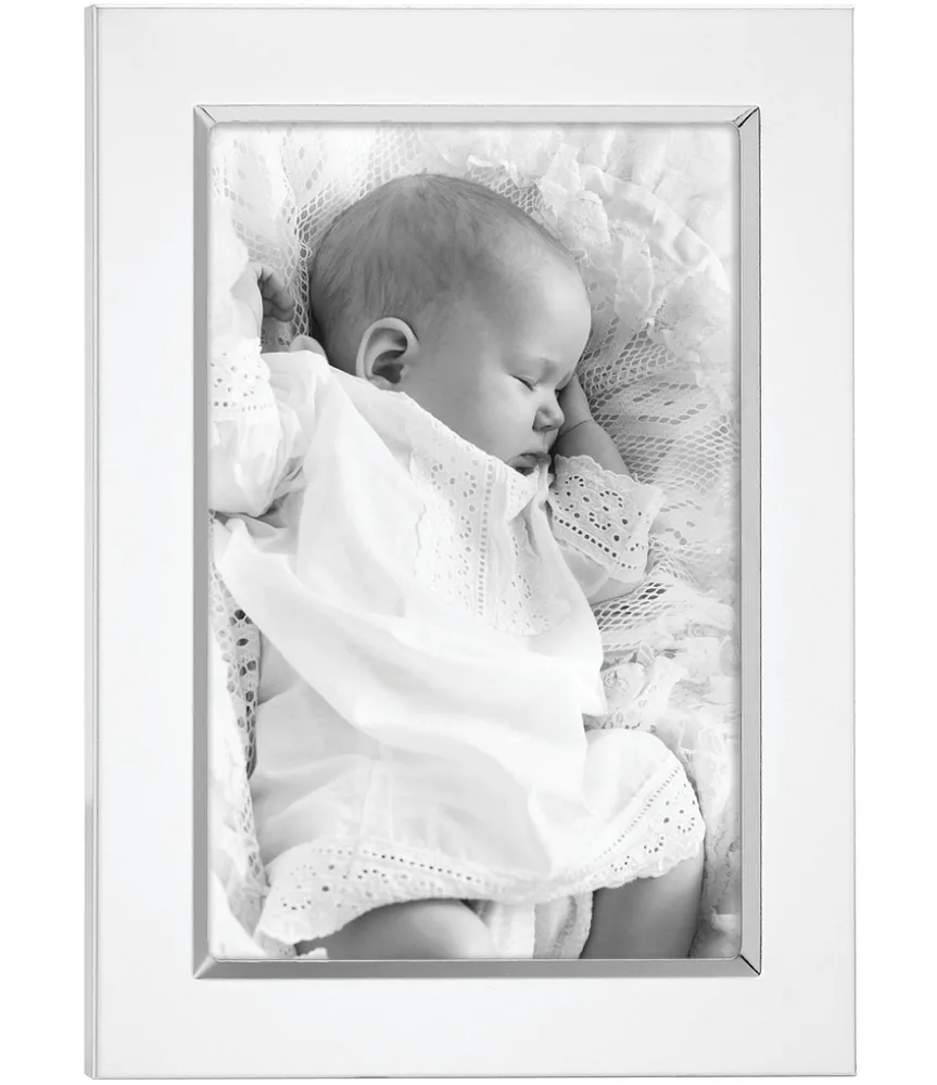 Reed & Barton Classic Silver-Plated Smooth Picture Frame