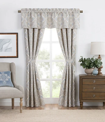 Rose Tree Caesar Window Treatments