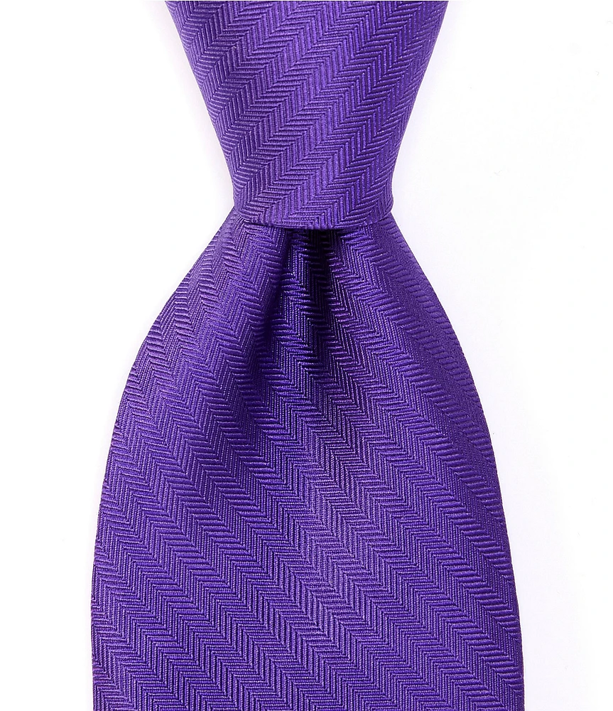 Roundtree & Yorke Herringbone Solid Narrow 3 1/8#double; Silk Tie