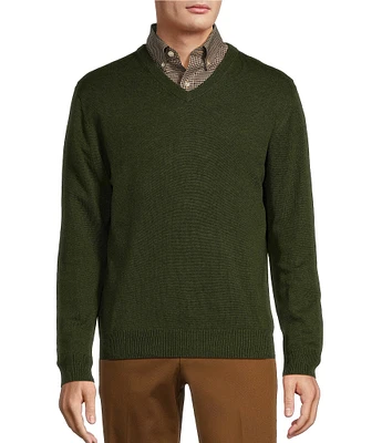 Roundtree & Yorke Long Sleeve Solid V-Neck Pullover Sweater