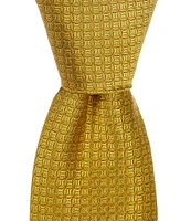 Roundtree & Yorke Smiths Solid 3 3/8#double; Woven Silk Tie