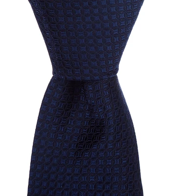 Roundtree & Yorke Smiths Solid 3 3/8#double; Woven Silk Tie