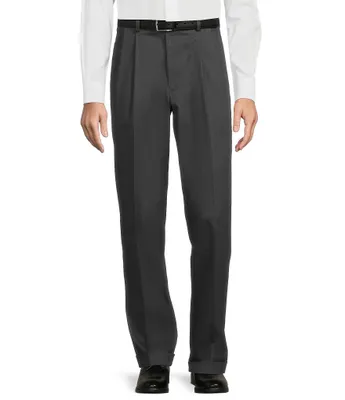 Roundtree & Yorke TravelSmart Ultimate Performance Classic Fit Pleated Non-Iron Chino Pants