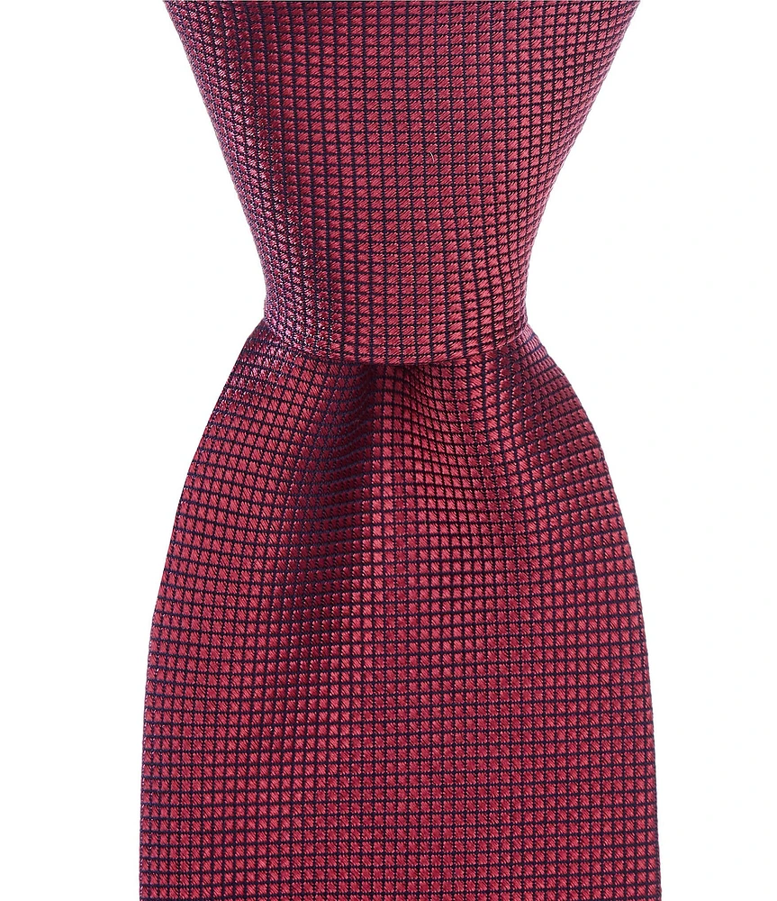 Roundtree & Yorke Wright Solid 3 3/8#double; Woven Silk Tie