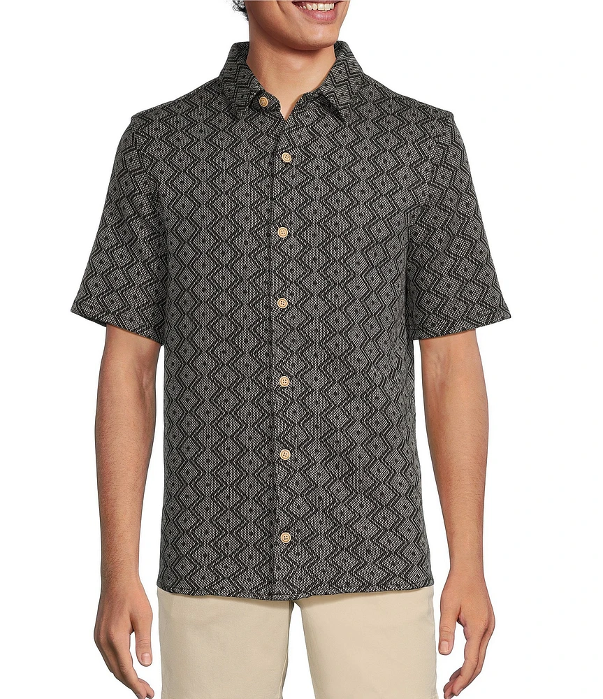 Rowm's Outsider's Oasis Short Sleeve Jacquard Weekender Coatfront