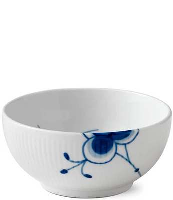 Royal Copenhagen Blue Fluted Mega Floral Pattern Porcelain 1 Pint Serving Bowl