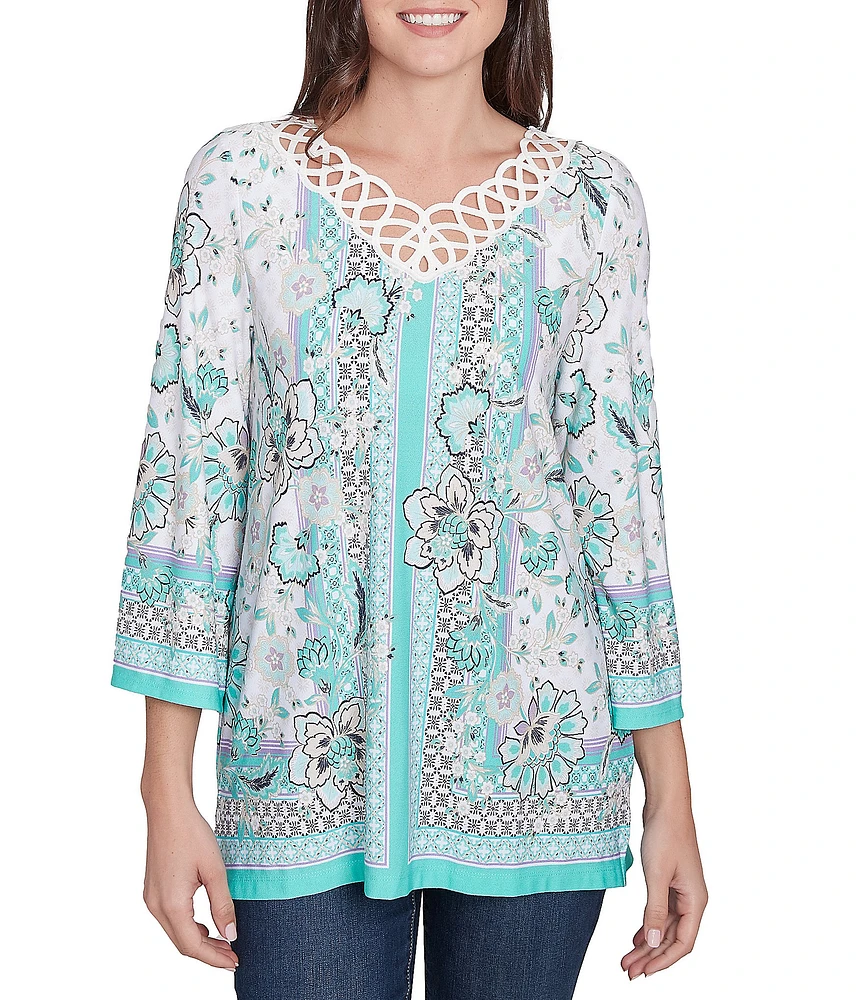 Ruby Rd. Crepe Knit Printed Lace Trim V-Neck 3/4 Sleeve Top