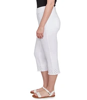 Ruby Rd. Eyelet Fringe Hem Pull-On Capri Pants