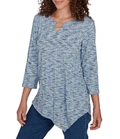 Ruby Rd. Petite Size Printed Knit Keyhole V-Neck 3/4 Sleeve Asymmetric Hem Top