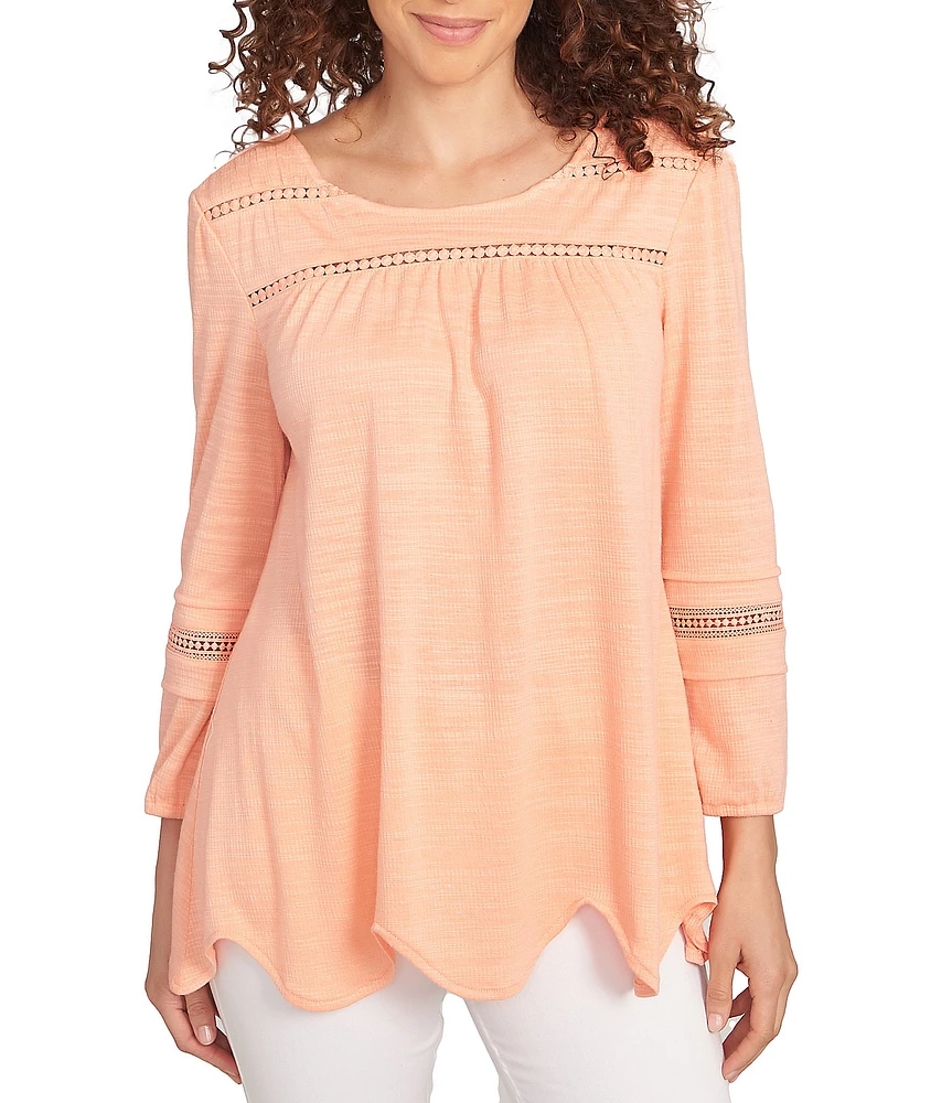 Ruby Rd. Petite Size Knit Scoop Neck 3/4 Bishop Sleeve Lace Trim Scallop Hem Top