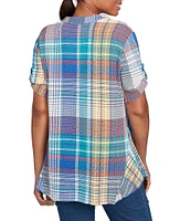 Ruby Rd. Petite Size Soft Crinkle Plaid Y-Neck Short Button-Tab Sleeve Button-Front Shirt