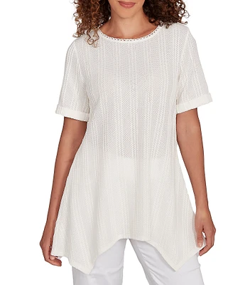 Ruby Rd. Petite Size Textured Solid Knit Crinkle Stripe Round Neck Short Sleeve Sharkbite Hem Top