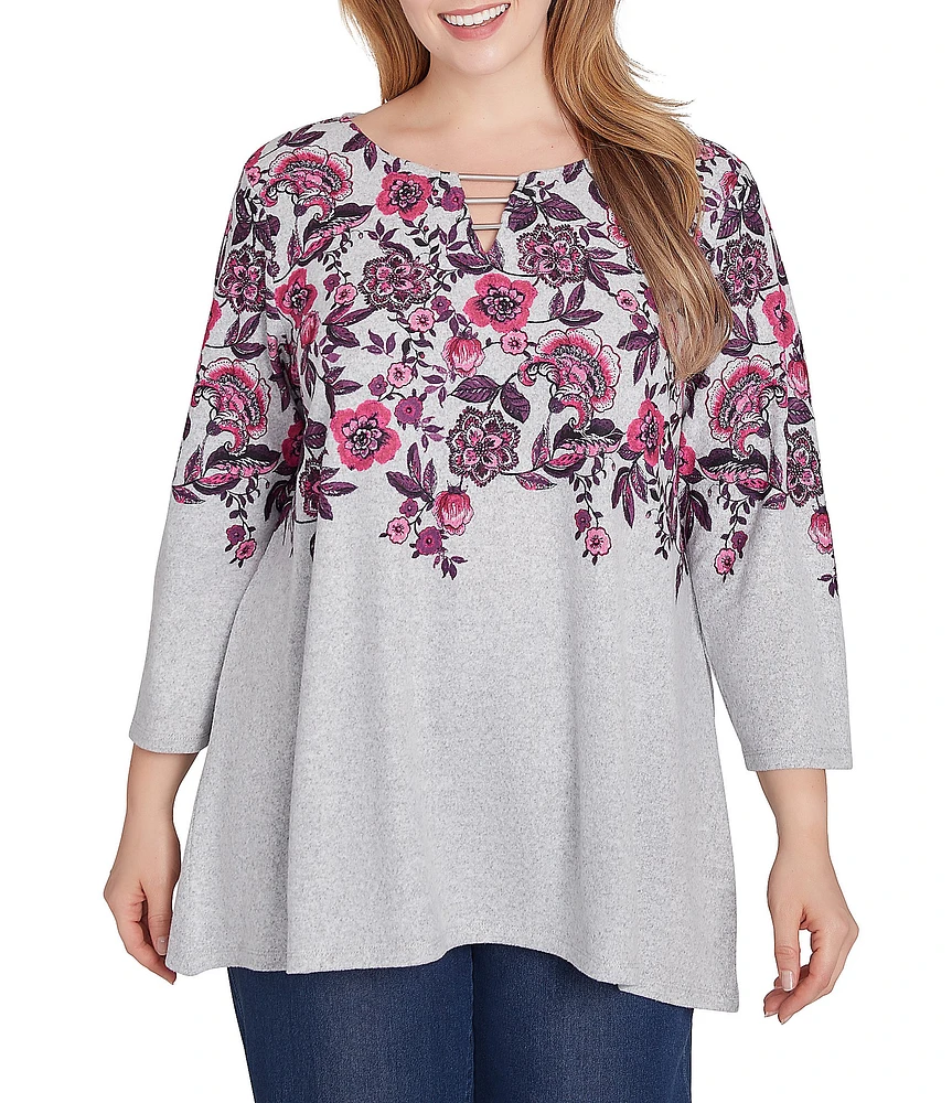 Ruby Rd. Plus Size Knit Floral Vine Split V-Neck 3/4 Sleeve Top