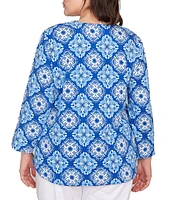 Ruby Rd. Plus Size Knit Printed Round Split V-Neck 3/4 Sleeve Top