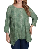 Ruby Rd. Plus Size Textured Knit Scoop Neck 3/4 Sleeve Shark-Bite Hem Sequin Top