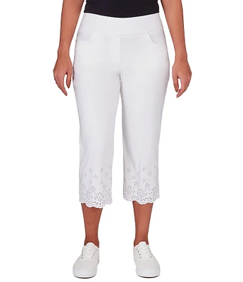 Ruby Rd. Stretch Embroidered Eyelet Hem Pull-On Capri Pants