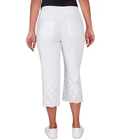 Ruby Rd. Stretch Embroidered Eyelet Hem Pull-On Capri Pants