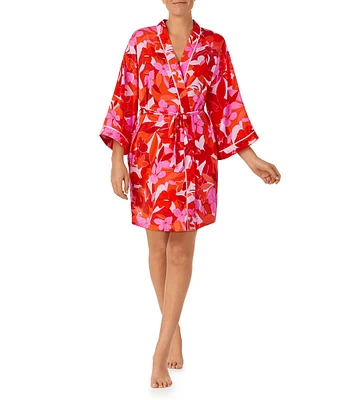 Sanctuary Satin Floral 3/4 Sleeve Short Wrap Robe