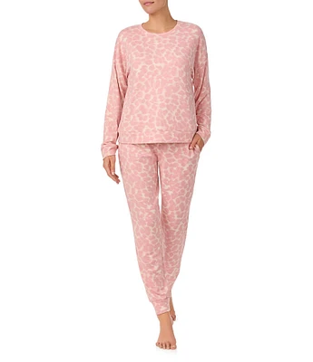 Sanctuary Spotted Print Long Sleeve Pullover & Jogger Brushed Jersey Pajama Set