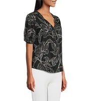 Slim Factor By Investments Julia Black/White Floral Stencil Print V-Neck Short Sleeve Top