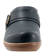 SoftWalk Macintyre Leather Clogs