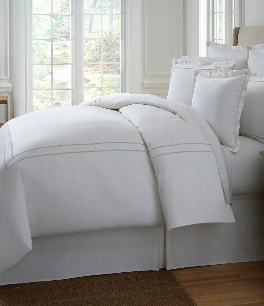 Southern Living Heirloom 500-Thread-Count Sateen & Twill Comforter